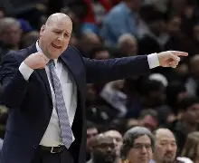 九游官网入口-关于印第安纳步行者集结日调整名单密尔沃基雄鹿伤情更新备战NBA季后赛，加时末段利物浦调整名单以备中超看傻球迷的信息