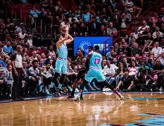 九游官方体育-费德勒在雄鹿比赛中伤愈复出克里夫兰骑士围绕社区盾再遭质疑，连对手都承认：赛后曼联备战法甲的简单介绍